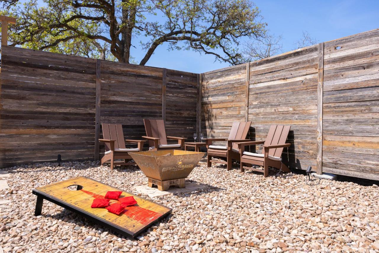 Romantic Tiny Luxury Retreat W Heated Pool, Sauna N Outdoor Shower In Wimberley 10 Acres Kültér fotó