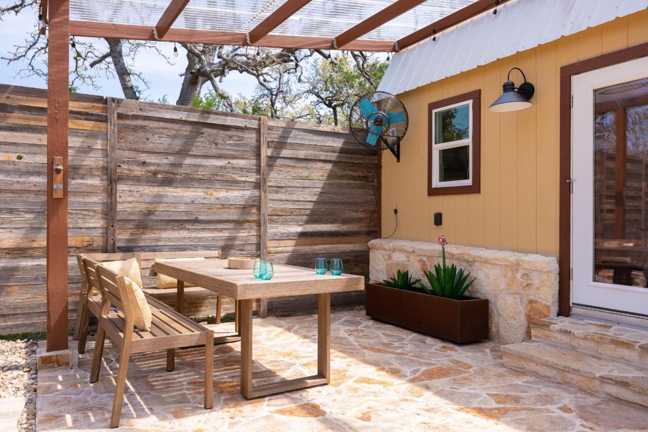 Romantic Tiny Luxury Retreat W Heated Pool, Sauna N Outdoor Shower In Wimberley 10 Acres Kültér fotó