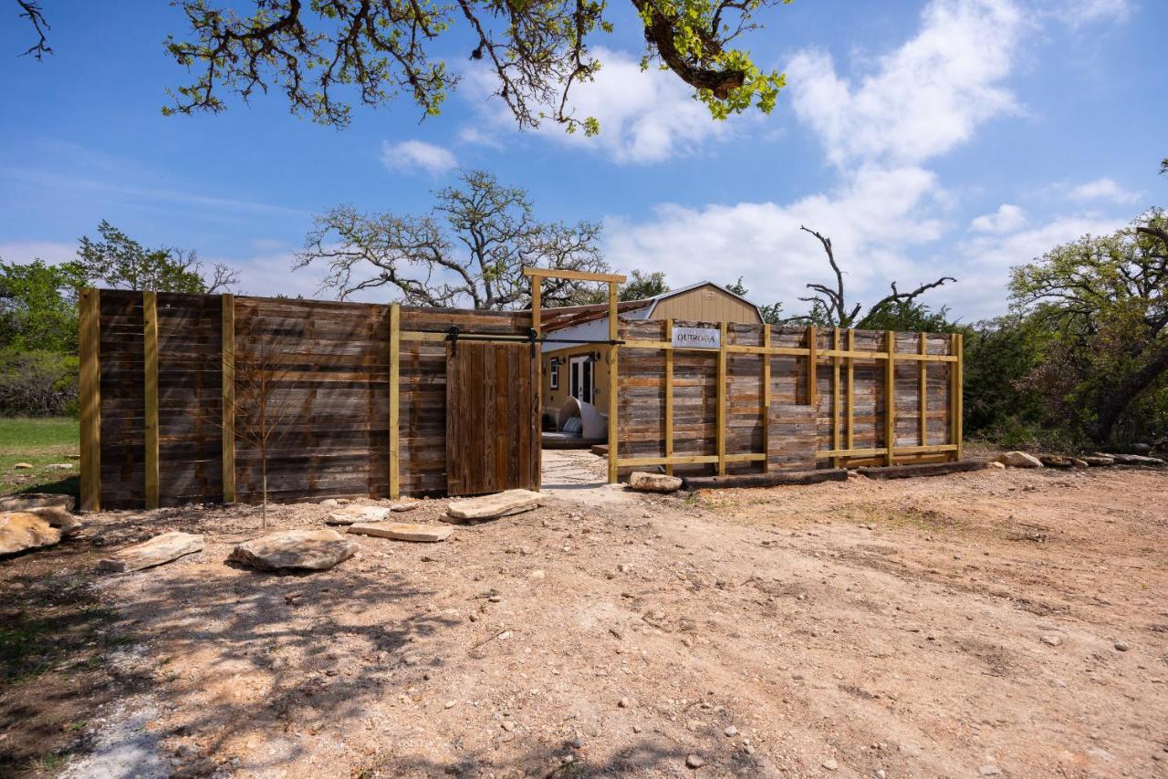 Romantic Tiny Luxury Retreat W Heated Pool, Sauna N Outdoor Shower In Wimberley 10 Acres Kültér fotó