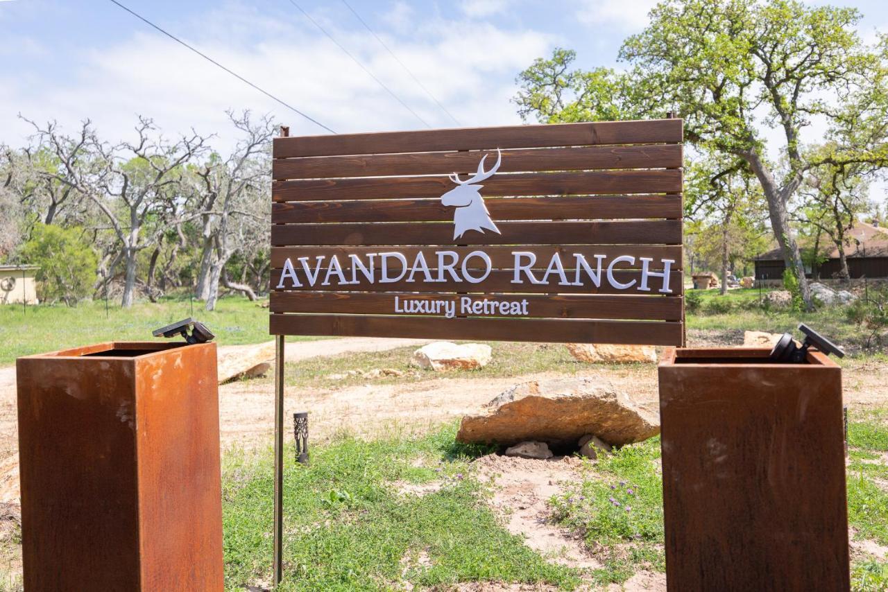 Romantic Tiny Luxury Retreat W Heated Pool, Sauna N Outdoor Shower In Wimberley 10 Acres Kültér fotó