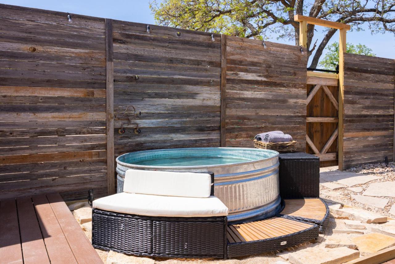 Romantic Tiny Luxury Retreat W Heated Pool, Sauna N Outdoor Shower In Wimberley 10 Acres Kültér fotó