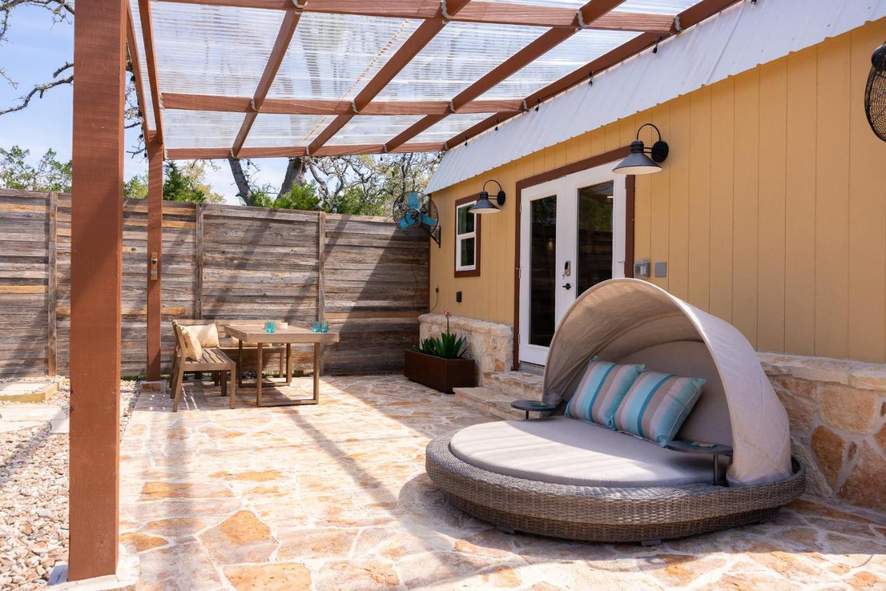 Romantic Tiny Luxury Retreat W Heated Pool, Sauna N Outdoor Shower In Wimberley 10 Acres Kültér fotó