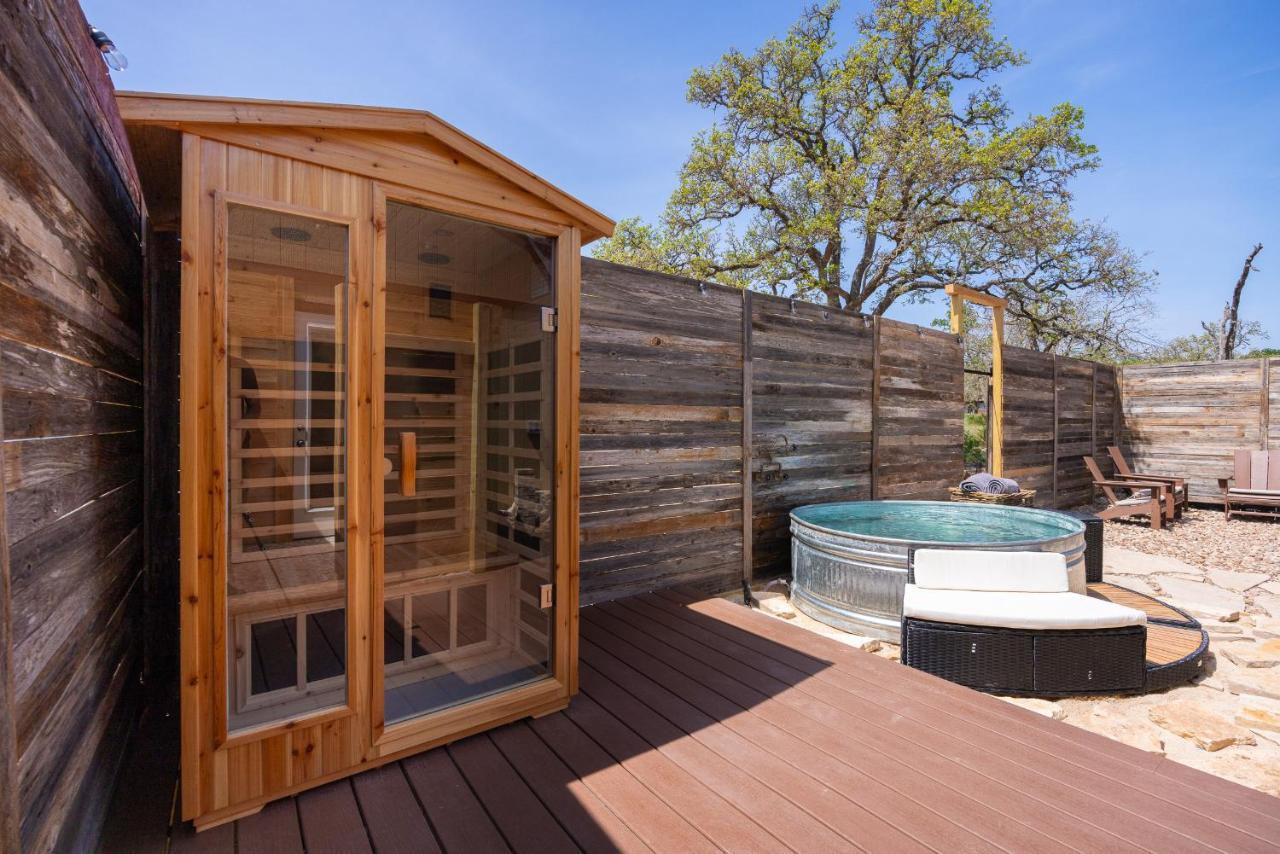 Romantic Tiny Luxury Retreat W Heated Pool, Sauna N Outdoor Shower In Wimberley 10 Acres Kültér fotó