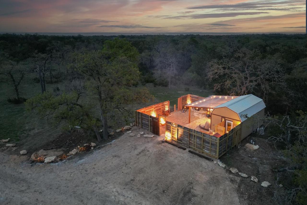 Romantic Tiny Luxury Retreat W Heated Pool, Sauna N Outdoor Shower In Wimberley 10 Acres Kültér fotó