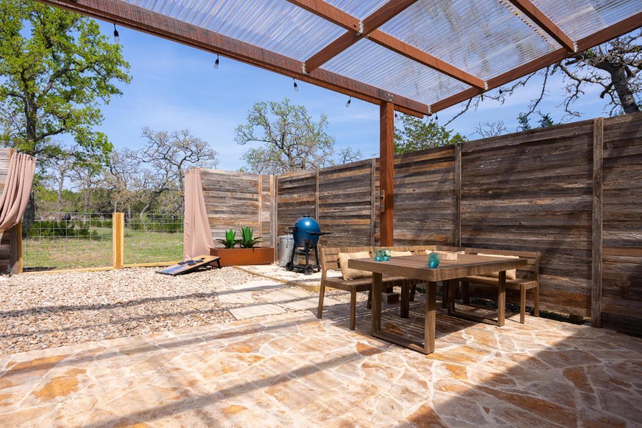Romantic Tiny Luxury Retreat W Heated Pool, Sauna N Outdoor Shower In Wimberley 10 Acres Kültér fotó